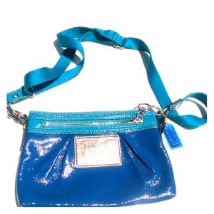 Coach 1941 Poppy Swing pack